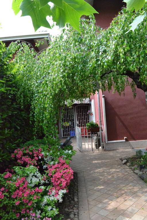 Villa Tulipani Rho Εξωτερικό φωτογραφία